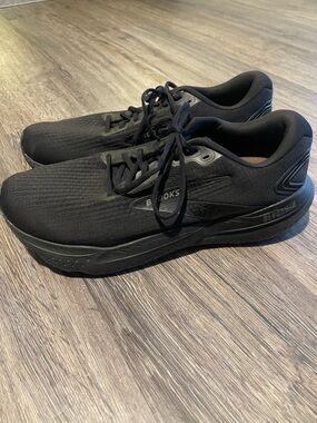 Brooks | Men’s All Black Glycerin 21 Sneakers Size 14 
Running Activewear Casual